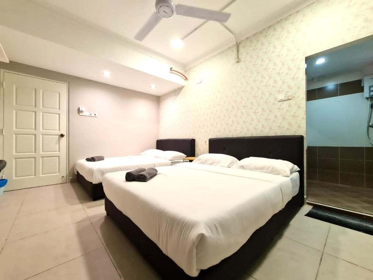 Penginapan4U Near Gurney Paragon George Town Bagian luar foto