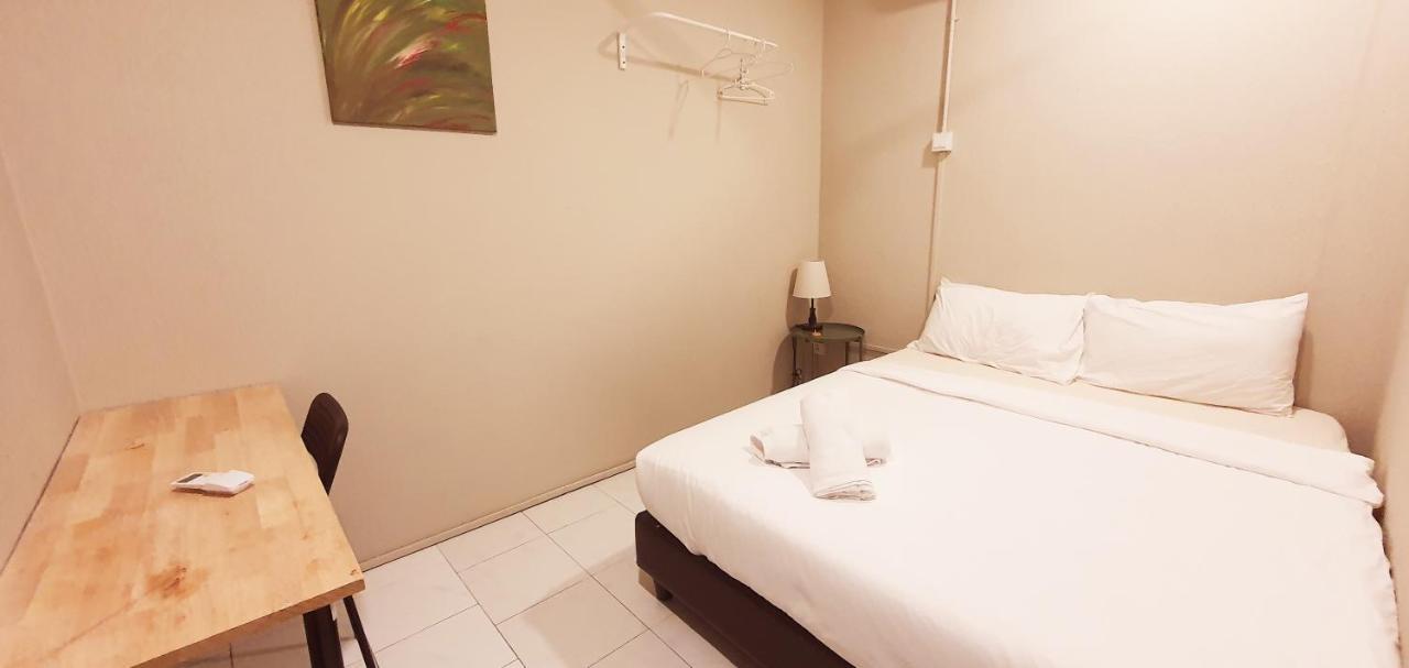 Penginapan4U Near Gurney Paragon George Town Bagian luar foto